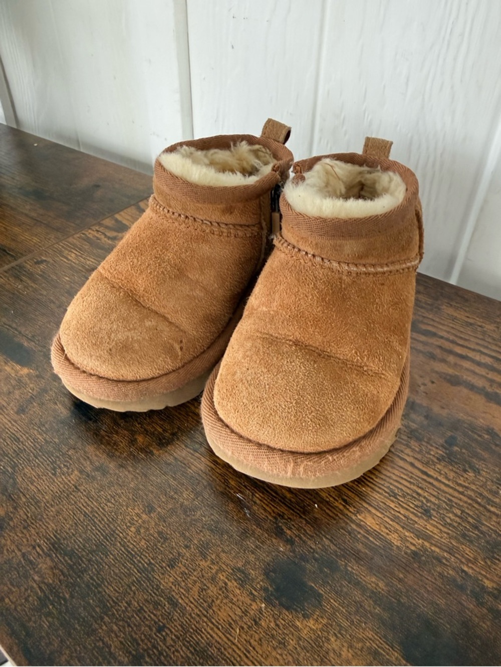 Toddler Ugg classic ultra mini boot